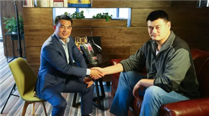 姚明对话姜华:昆仑决令我热血沸腾(视频)