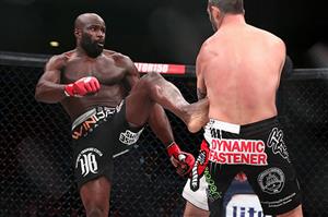 Bellator 150:孔戈分歧判定战胜奎罗兹