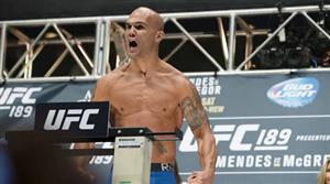 UFC冠军罗比·劳勒回应退赛谣言:我很好 别造谣