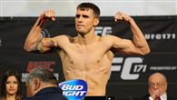 UFC on Fox 17:迈尔斯·朱瑞vs查尔斯·奥利维拉