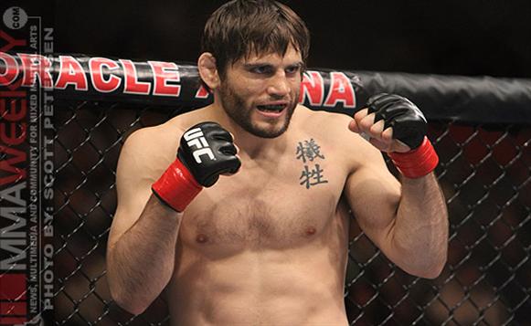 WSOF 6:乔恩·费奇对阵马塞洛·阿尔菲亚