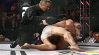 WSOF 22:帕亚雷斯降服希尔兹