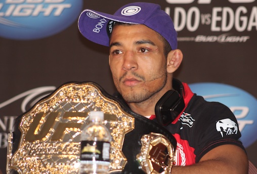 何塞·奥尔多因伤退出UFC 176,无缘对战查德·门德斯